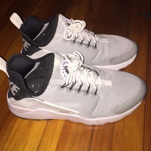 Nike Air Huarache Women